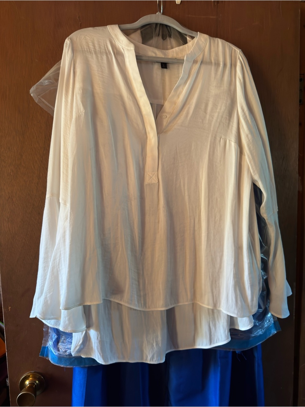 Women's Cream Layered V-Neck Blouse
Simply Vera